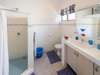 Danforth Lodge - bathroom